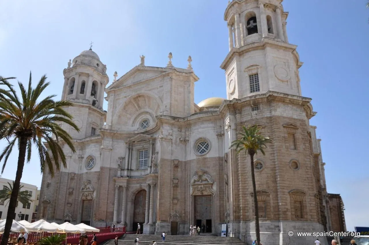Little Sopranis Apartment Cadiz